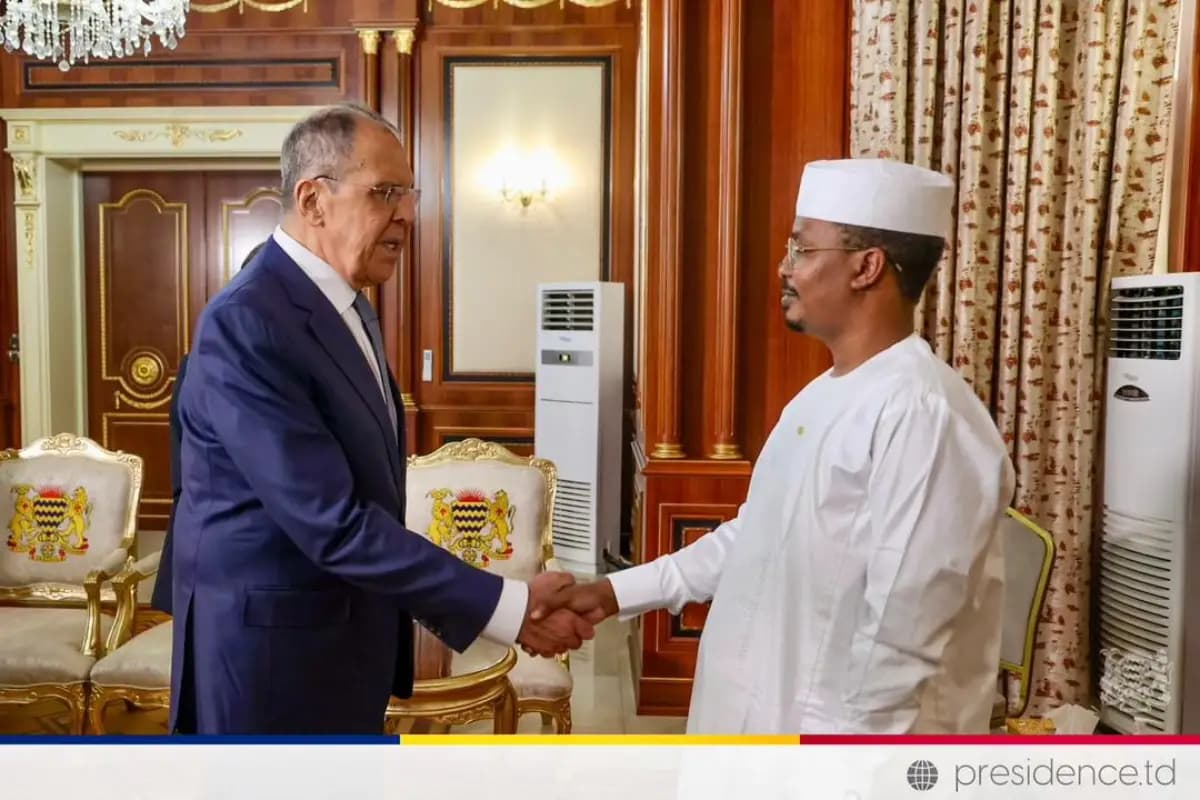 Mahamat Idriss Déby Itno accueille Sergueà¯ Lavrov au Tchad