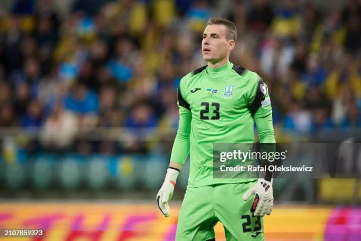 Real Madrid : Andriy Lunin prévient Thibaut Courtois