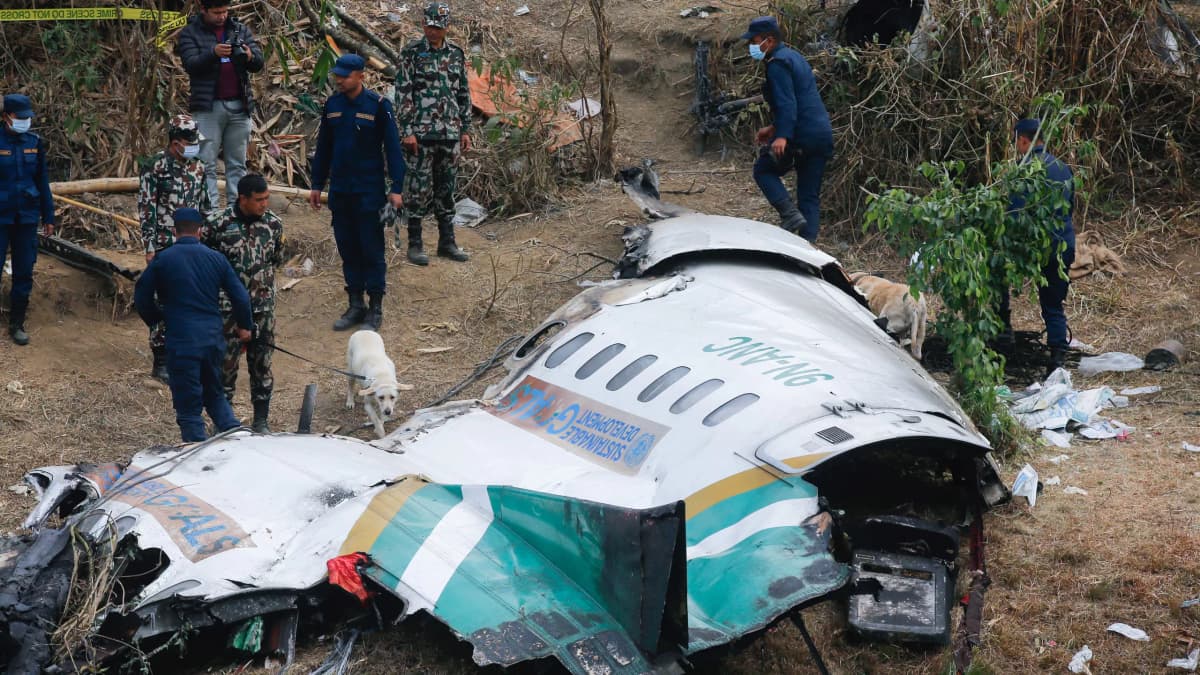 Népal : un avion, avec 19 personnes à  bord, s’écrase au décollage