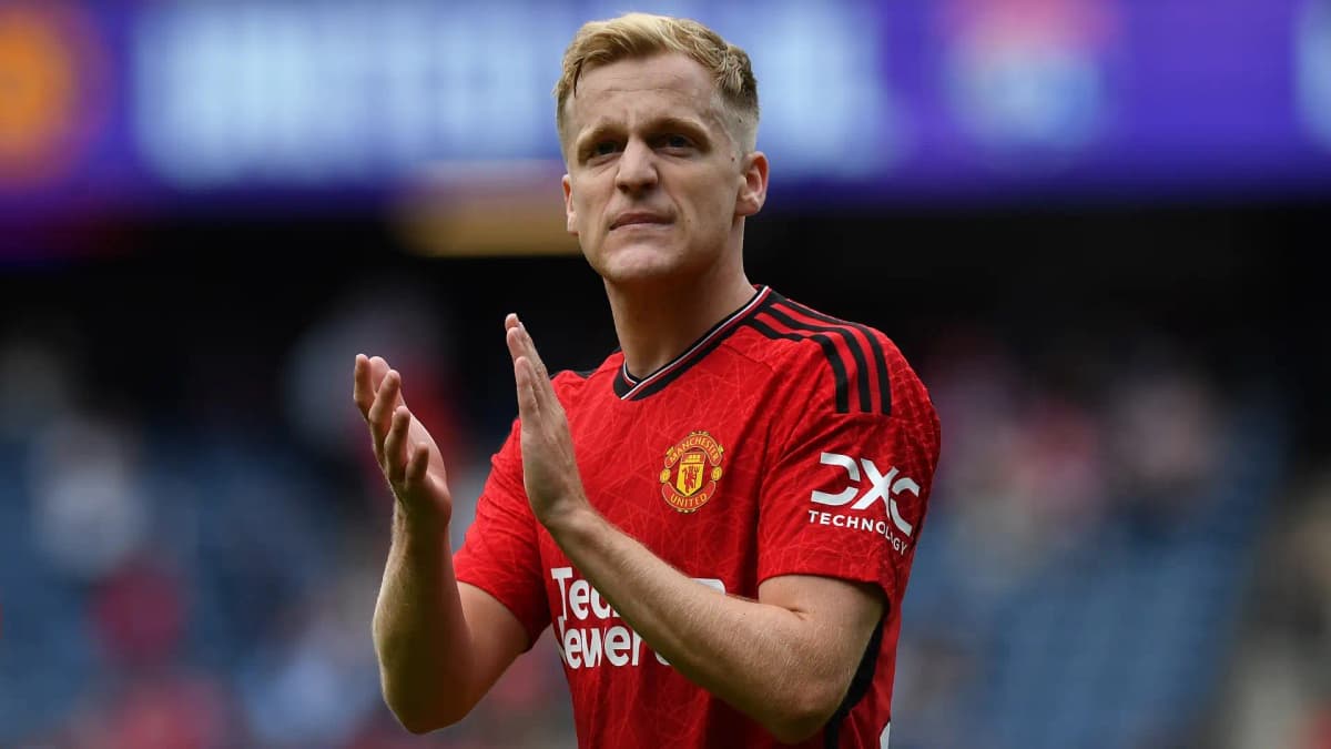Manchester United: Donny van de Beek file à  Gérone