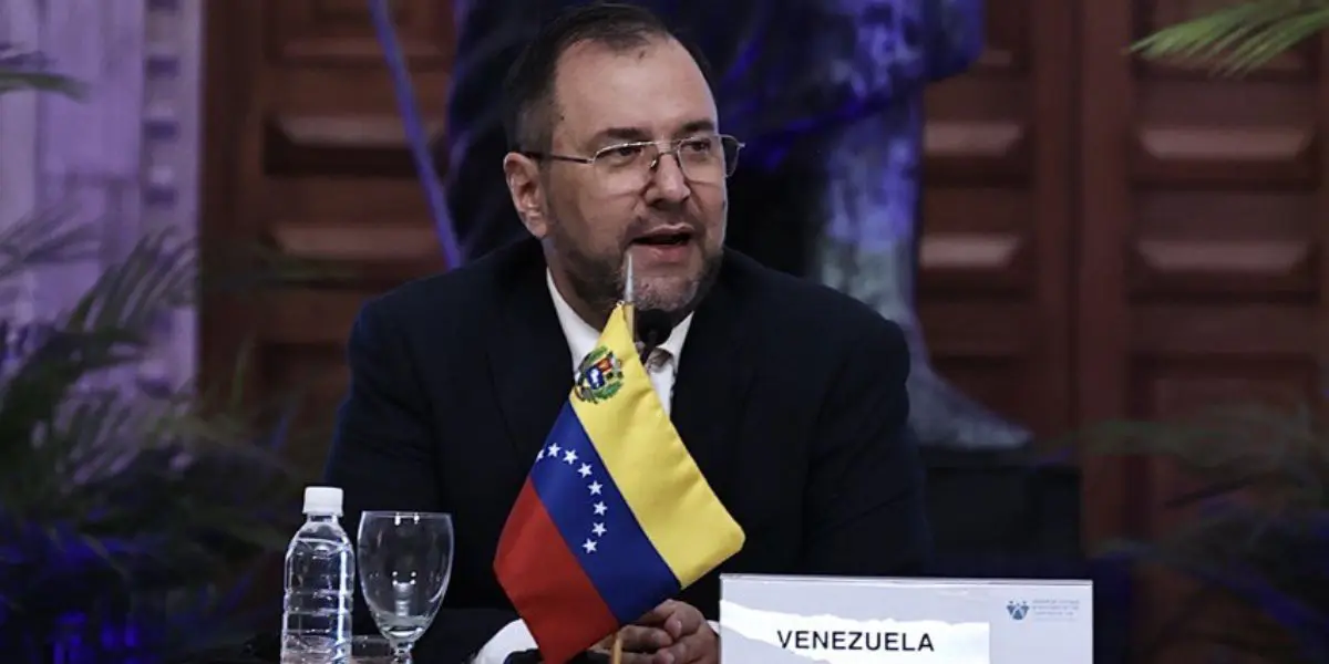 Le Venezuela rompt ses relations diplomatiques avec le Pérou