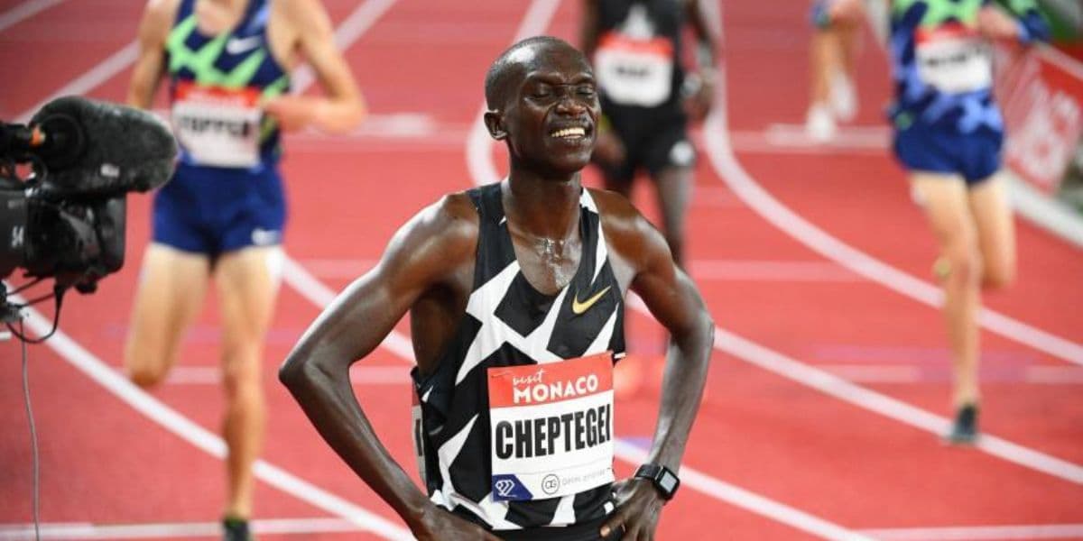 JO 2024 : l’Ougandais Joshua Cheptegei décroche l’or olympique du 10 000 mètres
