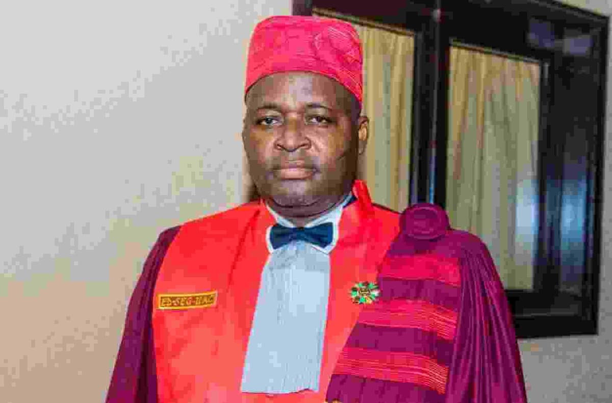 « L’expertise comptable est une formation d’élite », Emmanuel Hounkou sur le DESCOGEF (Vidéo)