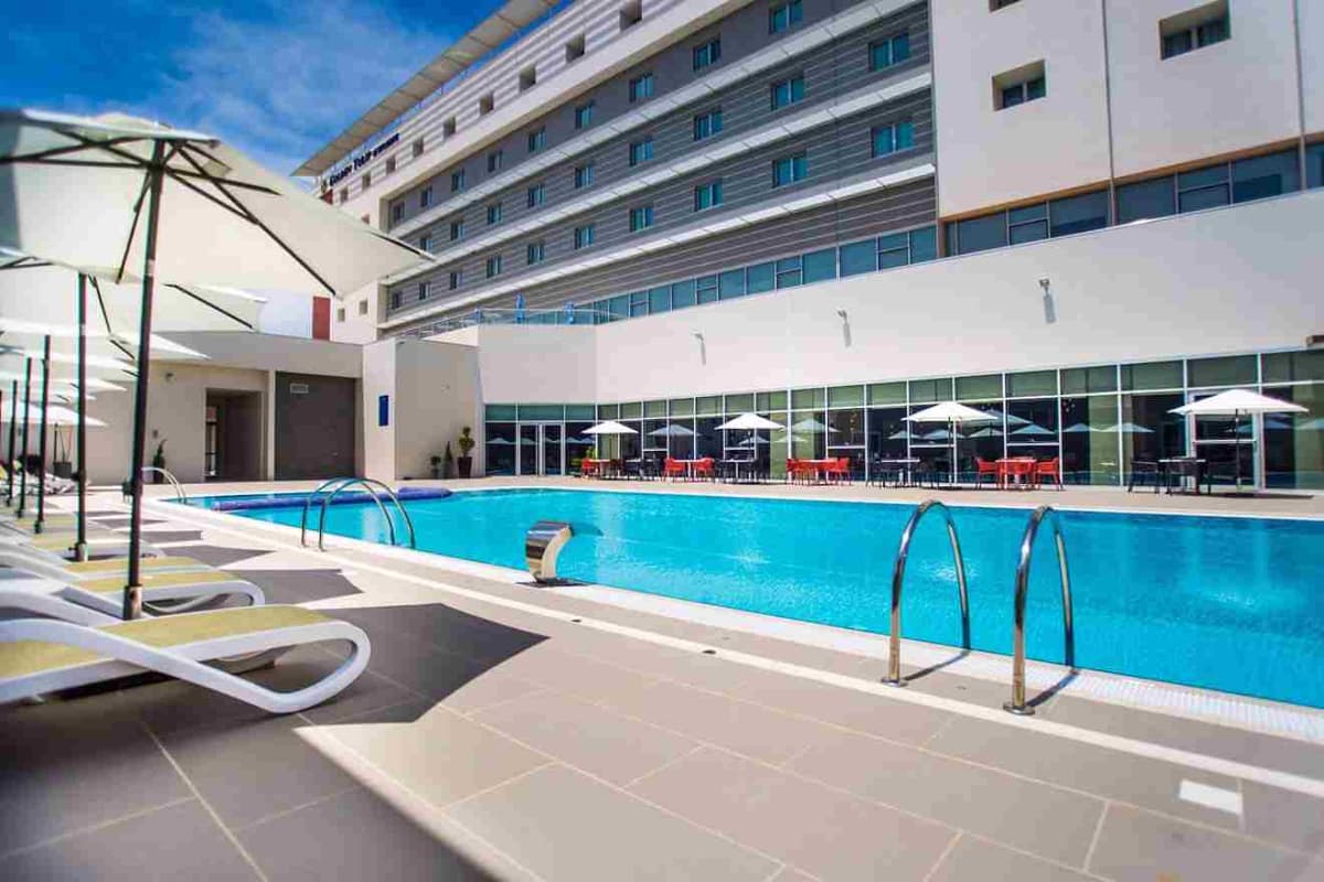 Bénin: le gouvernement fixe les conditions d’ouverture d’une piscine