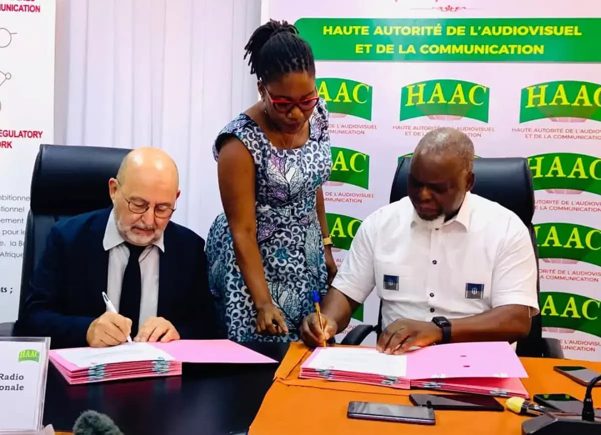 Bénin: renouvellement de la convention de la Radio RFI par la HAAC