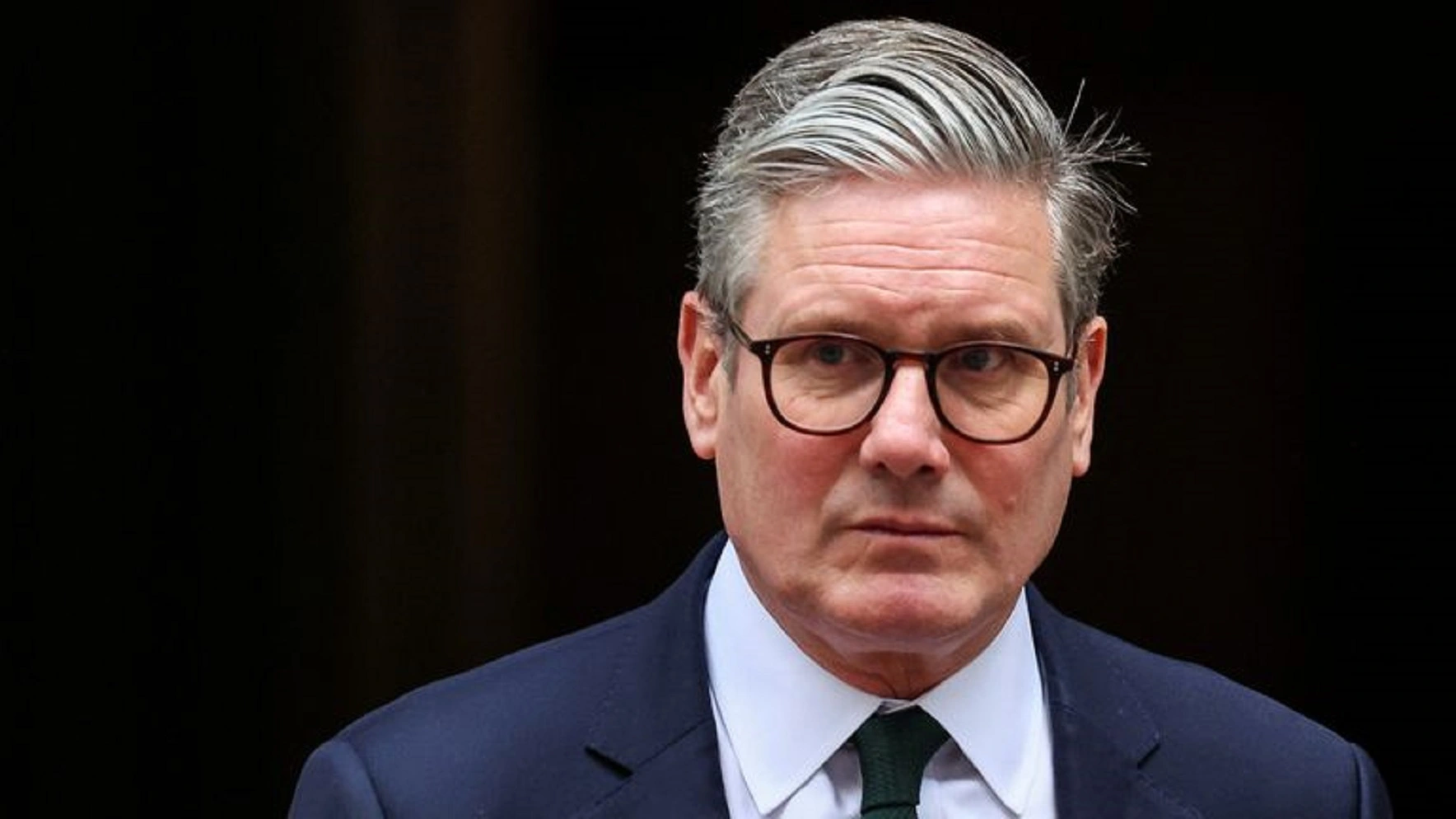 Royaume-Uni : lourde défaite pour le Labour de Keir Starmer face à la poussée anti-immigration