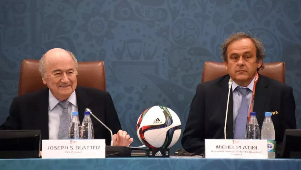 Corruption à la FIFA: 20 mois de prison avec sursis requis contre Michel Platini et Sepp Blatter