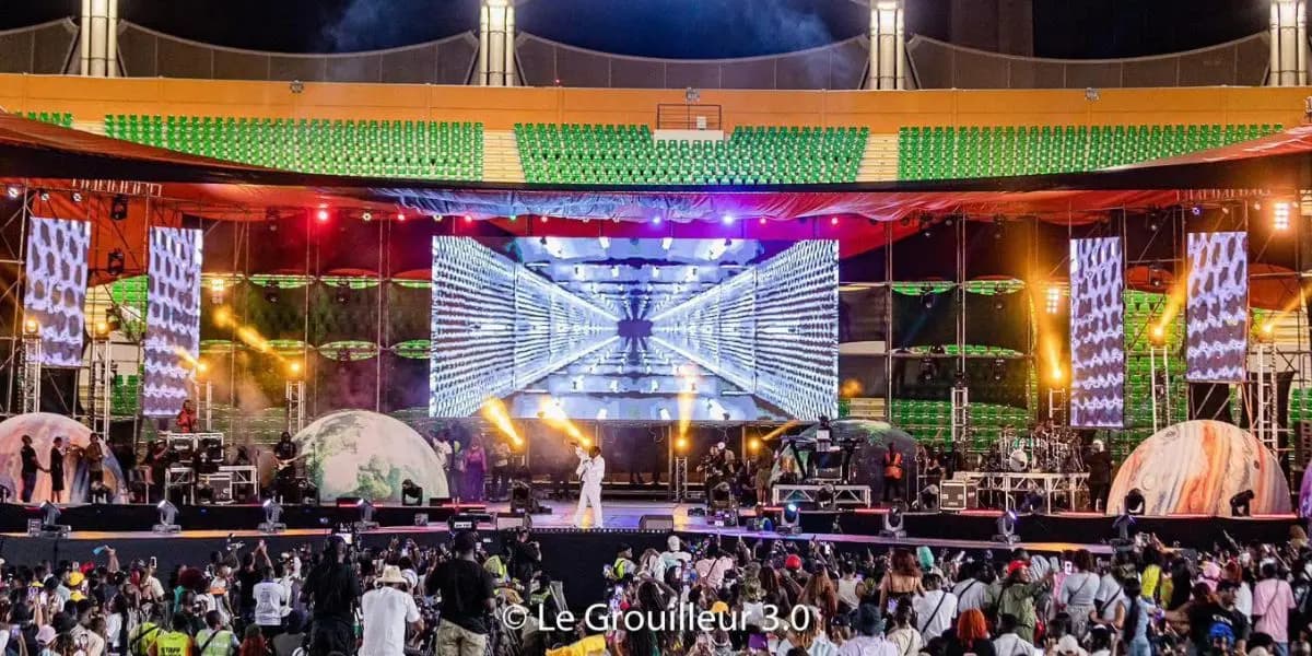 Côte d’Ivoire: Didi B fait vibrer le stade Félix Houphouët-Boigny et entre dans l’histoire