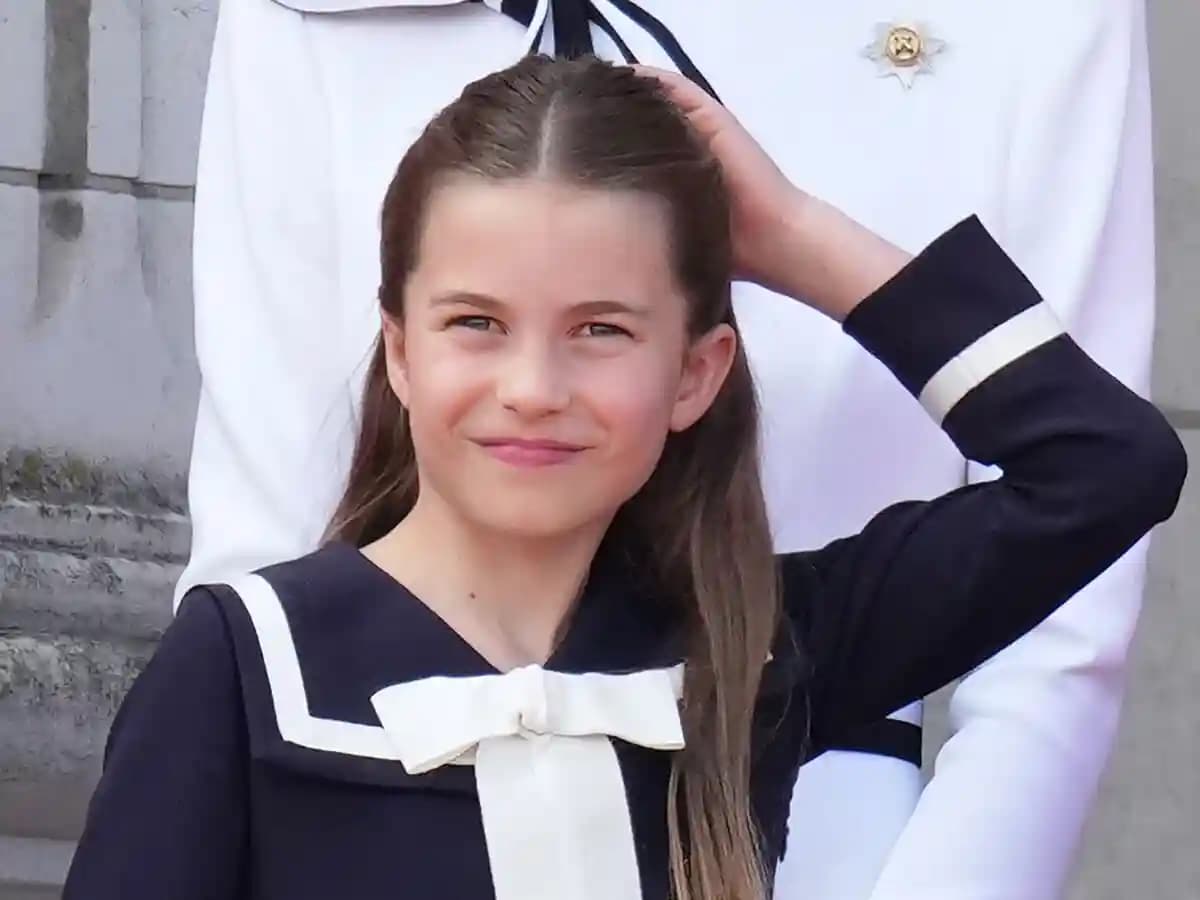 La princesse Charlotte pose pour ses 10 ans: un portrait qui rappelle son père