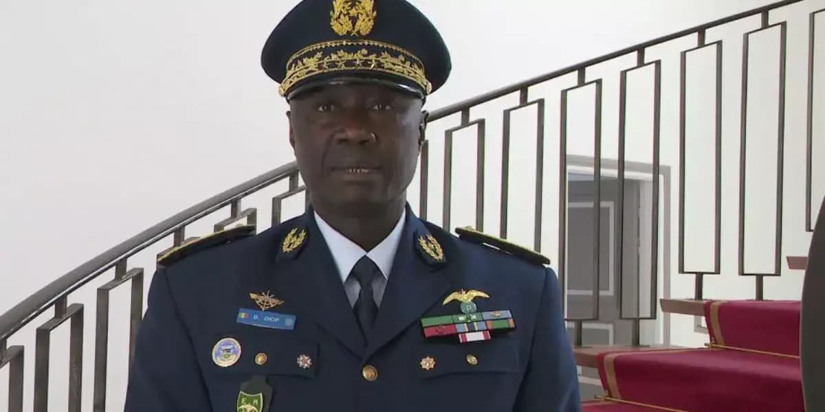 Mali: le général sénégalais Birame Diop en mission à Bamako