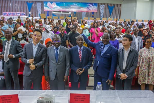 Côte d’Ivoire : Softcare Limited et l’INSP soutiennent 4 000 mamans vulnérables