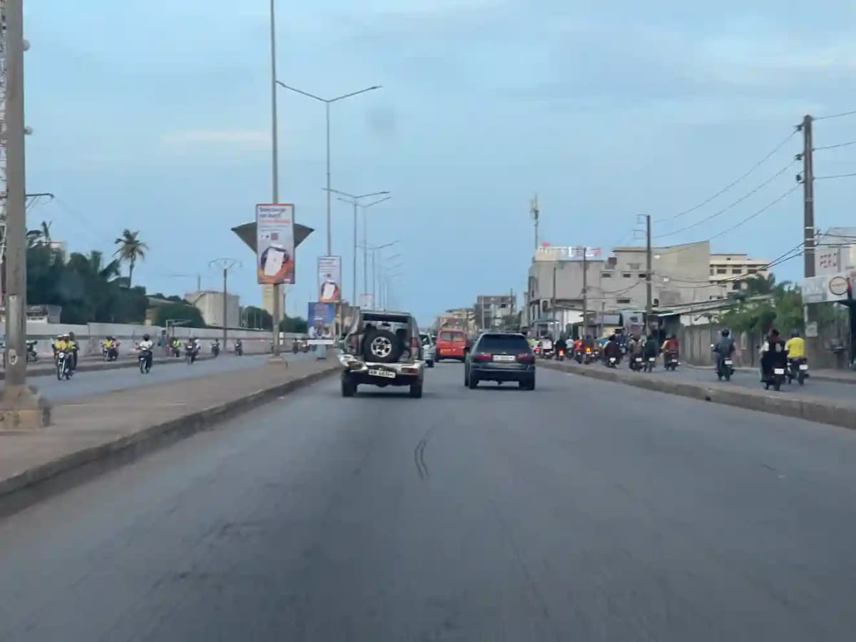 Bénin: fin de circulation des véhicules aux vitres teintées, leur répression annoncée