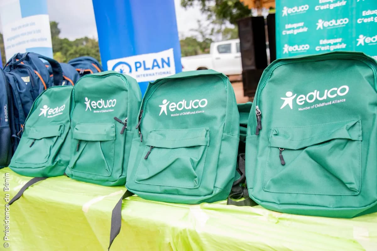 Bénin: le MEMP lance officiellement la distribution des kits scolaires avec l’appui de ses partenaires 