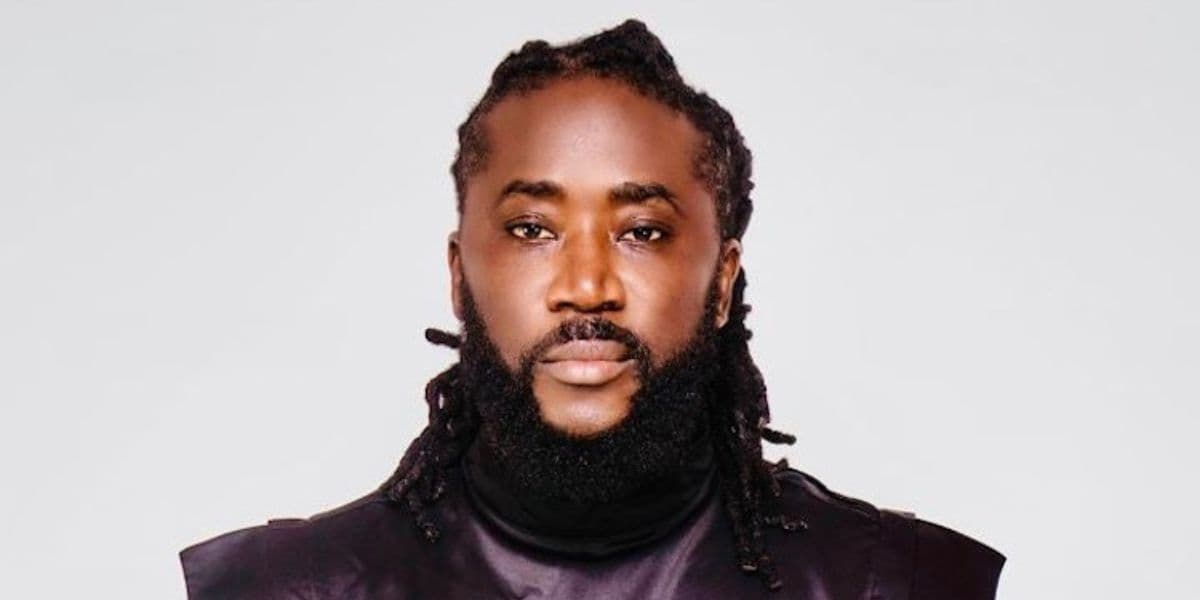 Guinée : le chanteur Élie Kamano dénonce l’enlèvement de ses enfants