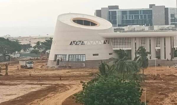 Cotonou: la requalification de l’esplanade du Palais des Congrès entre déjà en phase opérationnelle