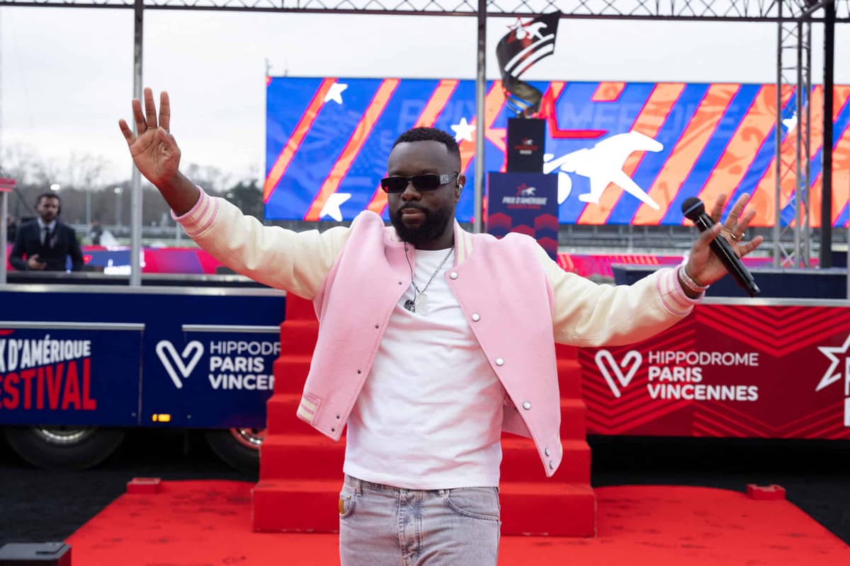 Gims s’exprime sur Brigitte Macron après son selfie avec Emmanuel Macron