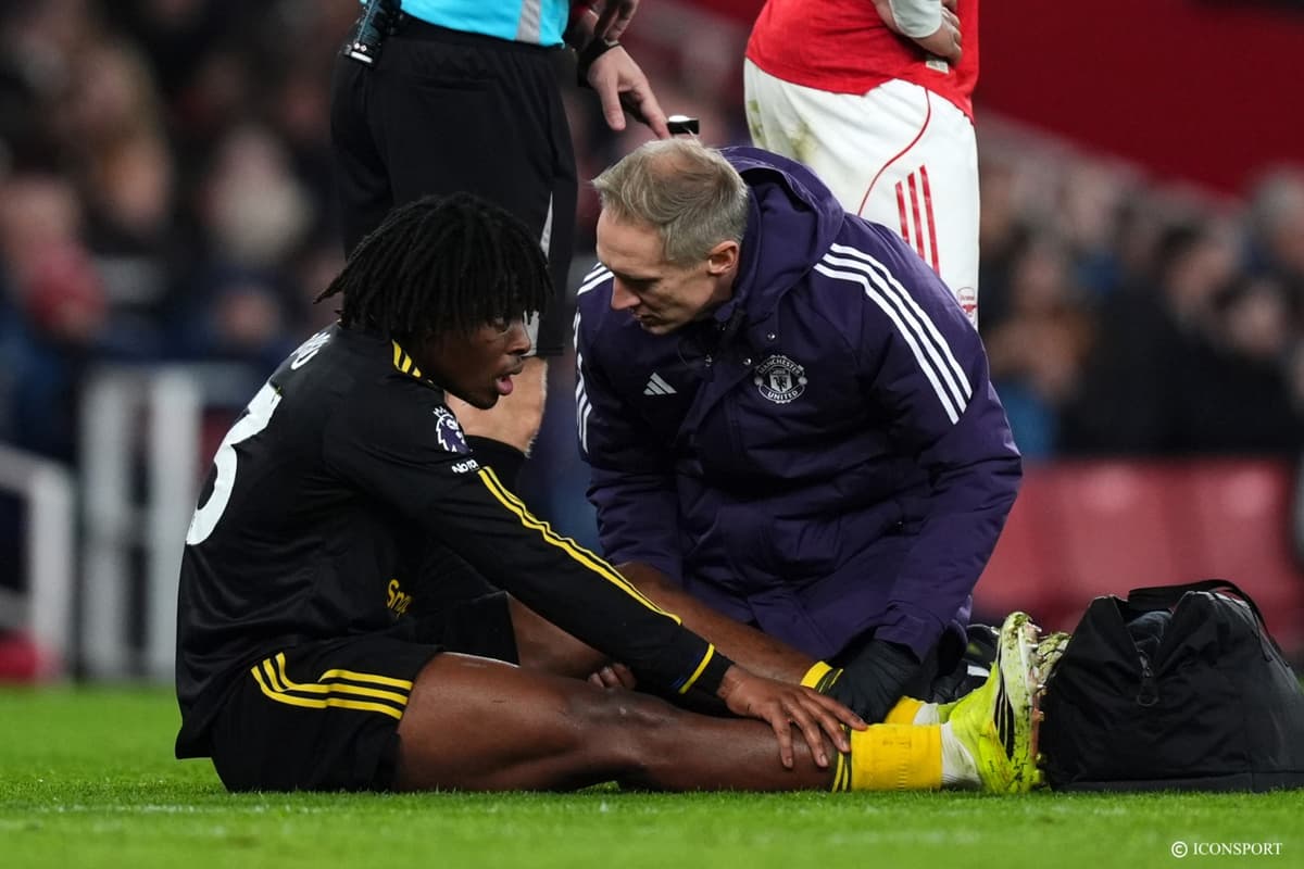 Patrick Dorgu pourrait être forfait plusieurs mois à Manchester United