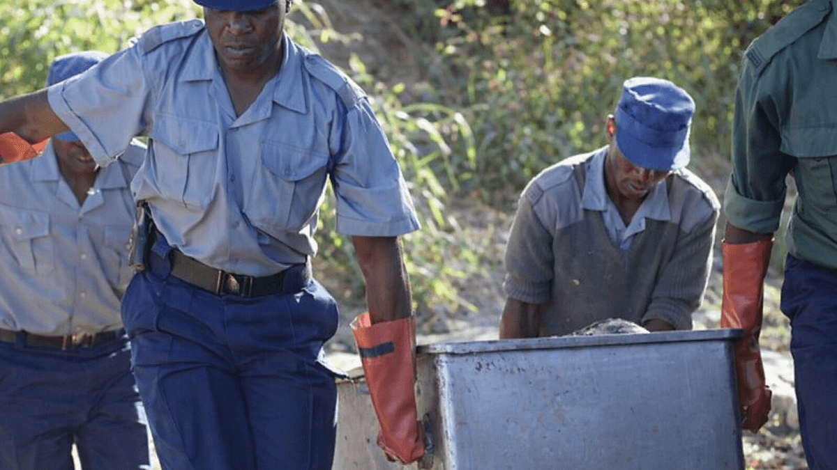 Un père tue son fils surpris au lit avec sa belle-fille