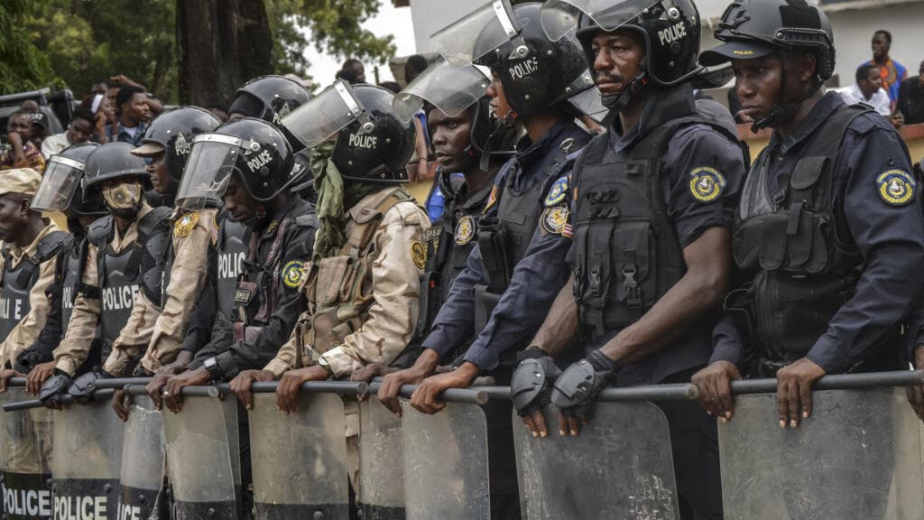 Liberia : controverse après une vidéo montrant des hommes en tenue militaire