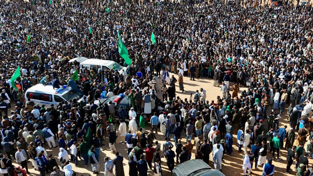 Libye : Saïf al-Islam Kadhafi inhumé à Bani Walid en présence de milliers de partisans