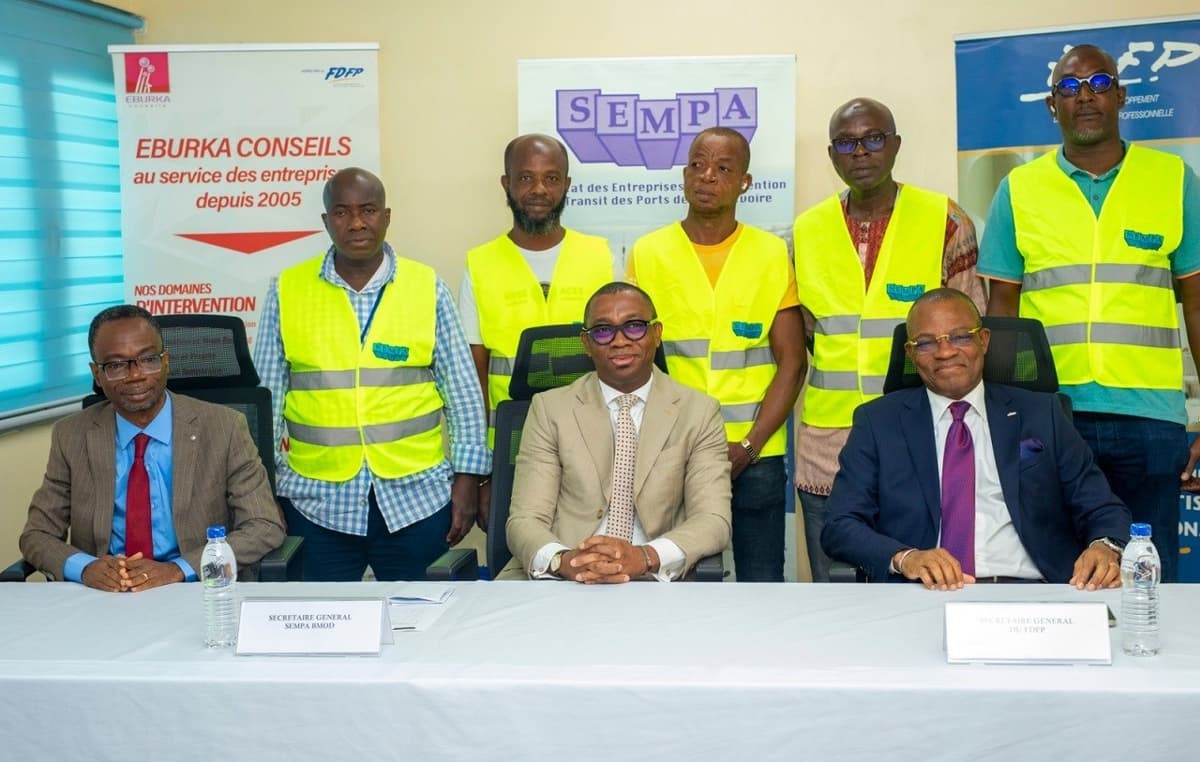 Côte d’Ivoire : 250 jeunes formés pour moderniser le métier de docker