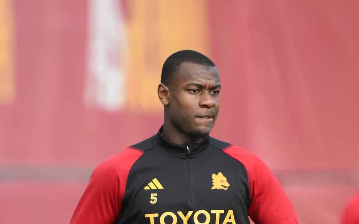 Football : Evan N’Dicka prévient la Juventus