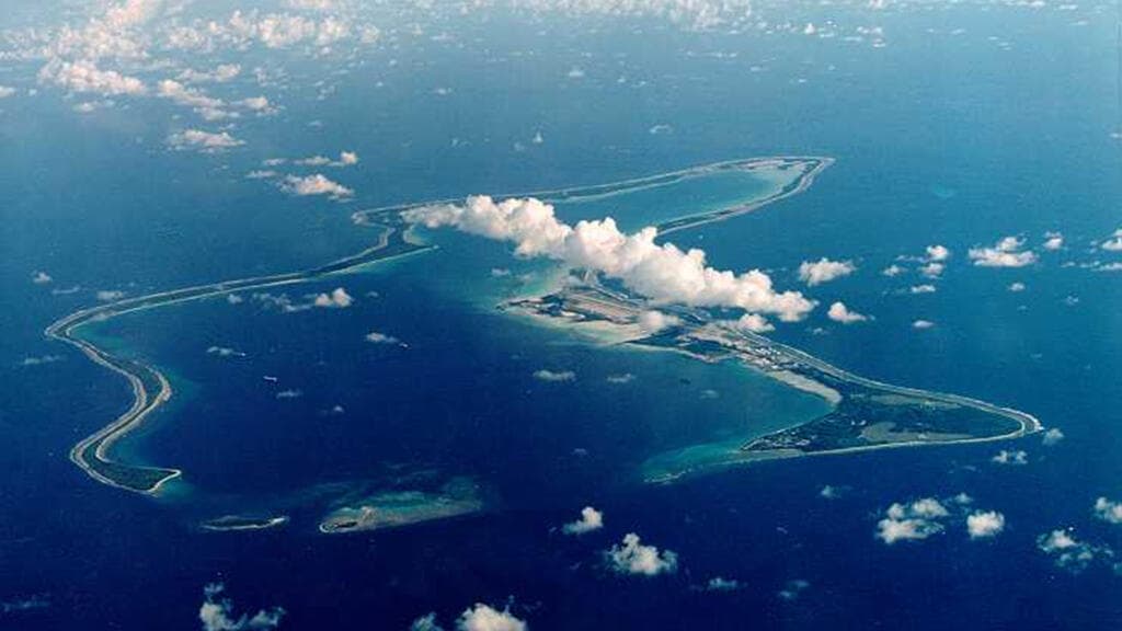 Royaume-Uni : le revirement de Donald Trump entraîne le report de l’examen de la loi sur les Chagos