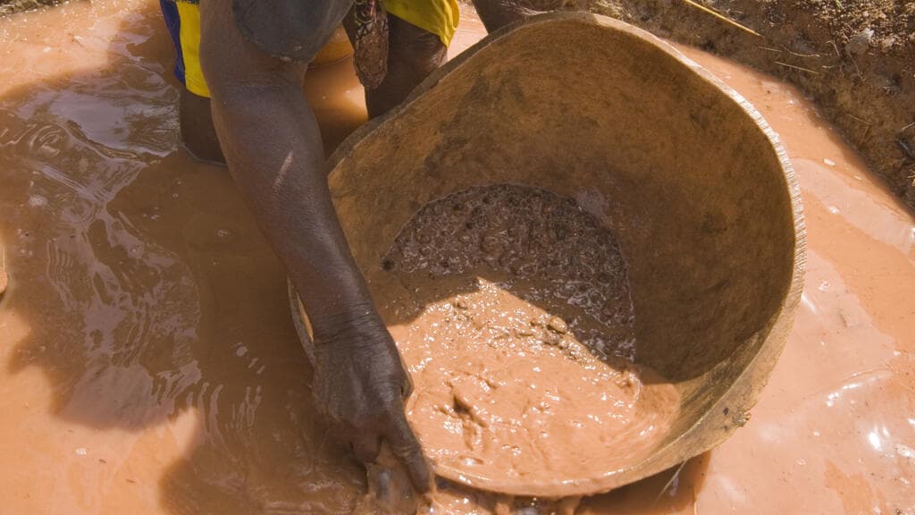 Guinée : l’effondrement d’une mine d’or artisanale fait au moins 11 morts dans l’est du pays