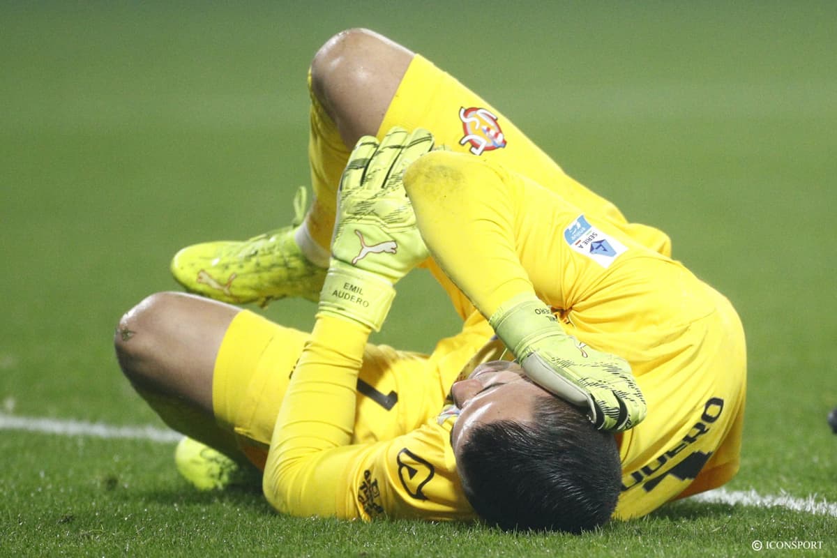 Serie A J23 : Emil Audero touché par un feu d’artifice à Cremonese-Inter