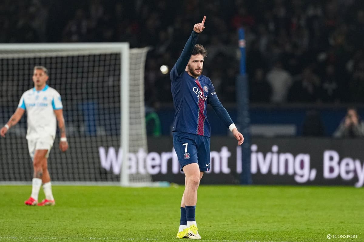 «Kvaratskhelia est le meilleur joueur du monde», Seedorf après PSG 5-4 Bayern