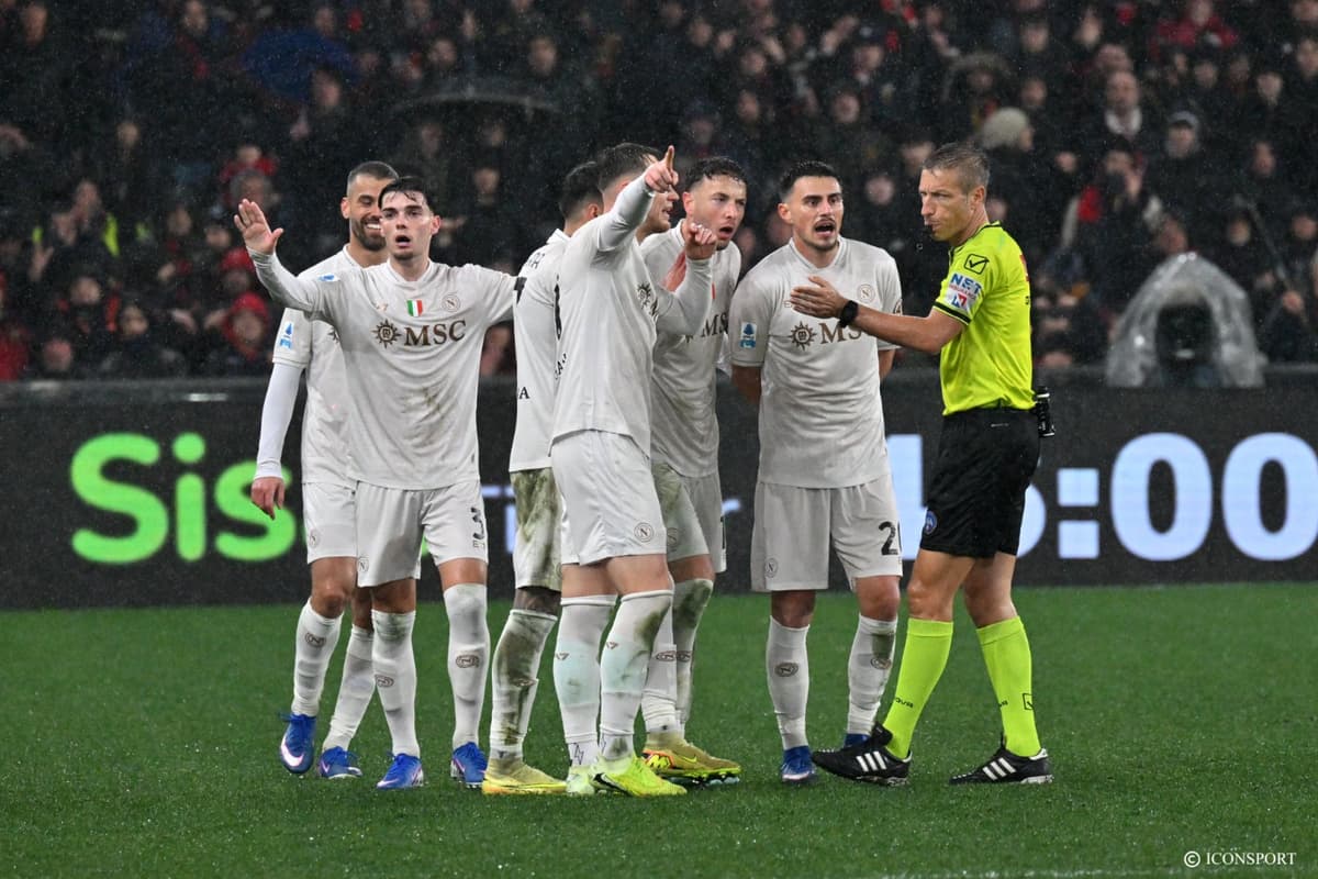 Série A J22 : Naples et la Roma à égalité à la mi-temps