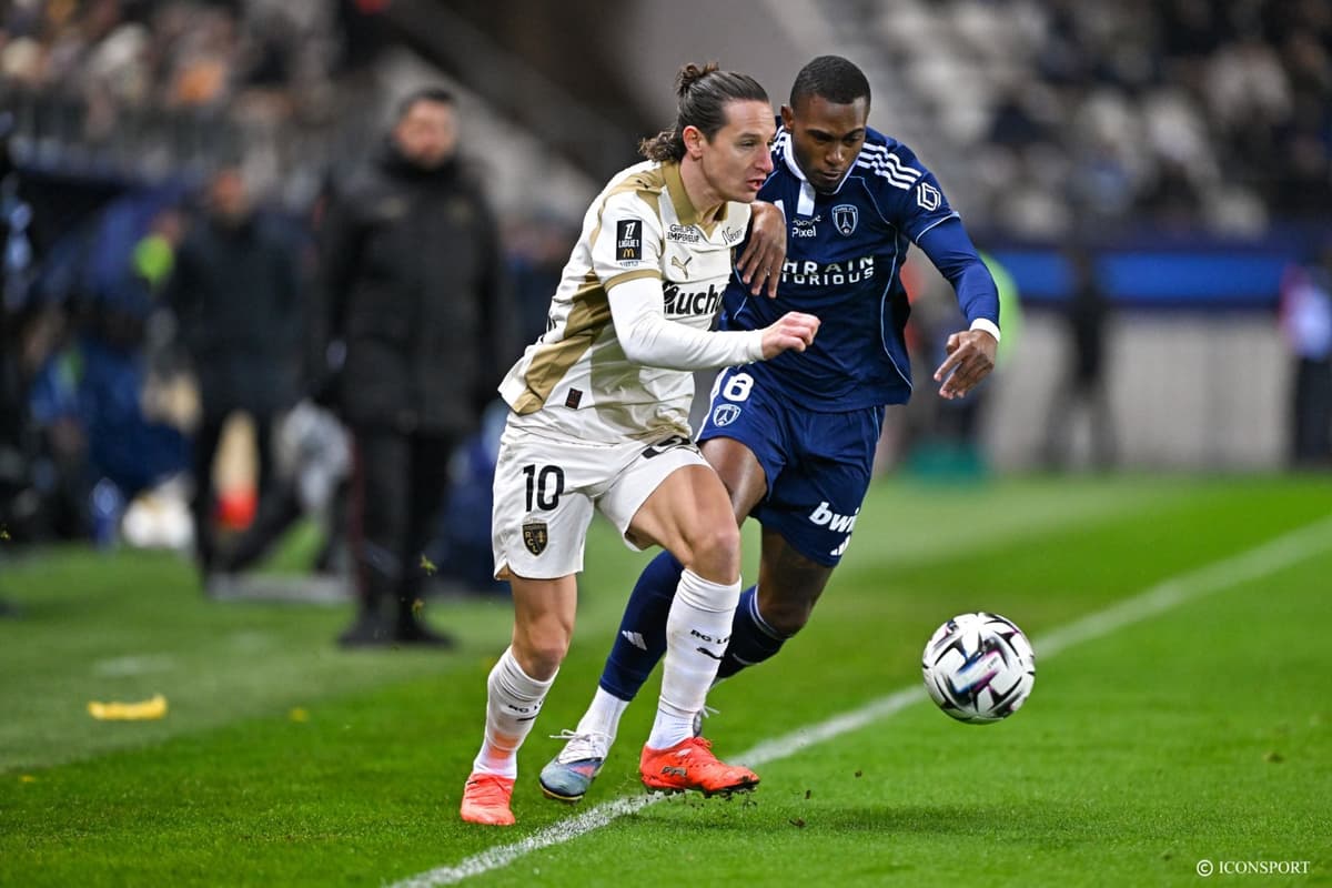 Ligue 1 J22 : Lens mène à la mi-temps contre Paris FC