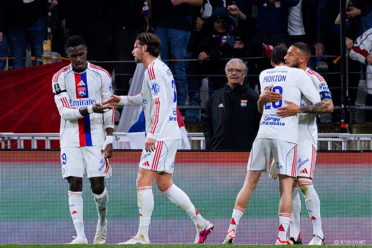 Lyon bat Nice en Ligue 1 (J22) et reste sur le podium