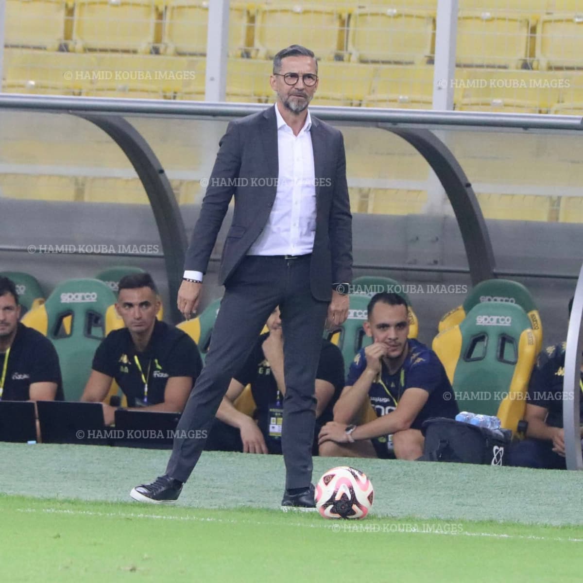 Football — JS Kabylie : Josef Zinnbauer s’explique après une altercation avec des supporters