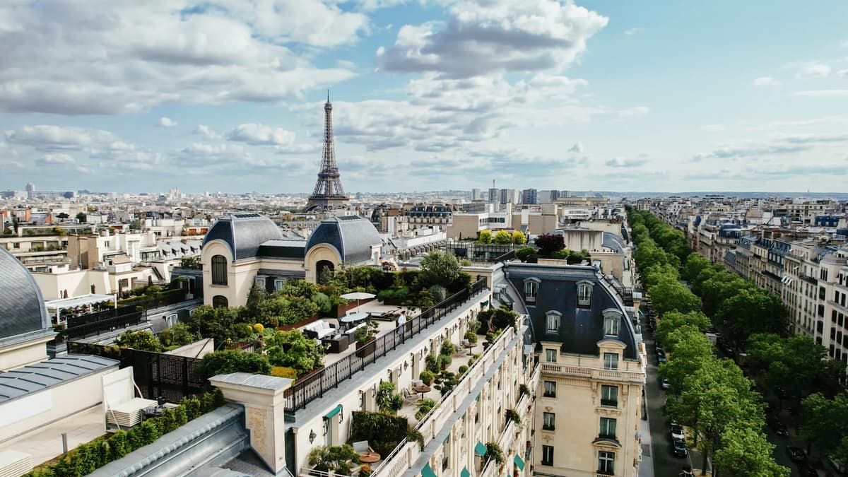 Découvertes : 5 hôtels proches des Champs-Élysées à Paris à ne pas manquer
