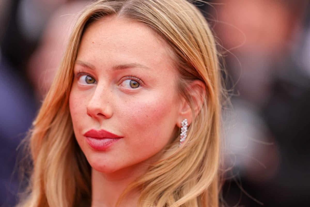 Ester Expósito, l’actrice espagnole qui fait grand bruit à Paris