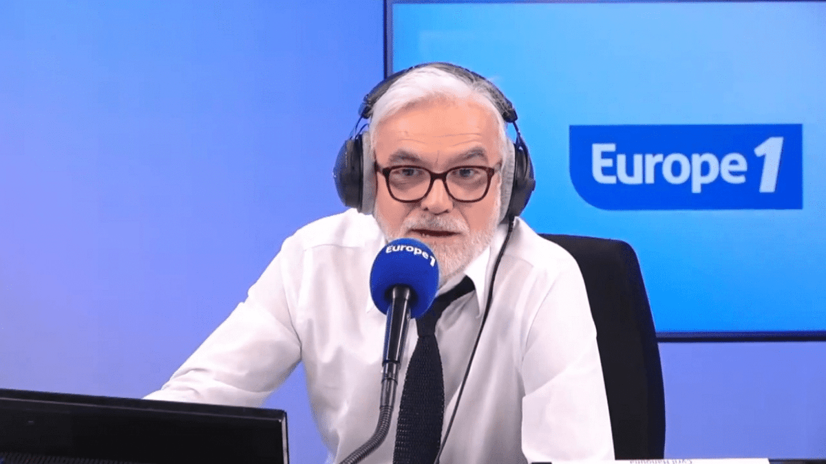 Pascal Praud contraint d’interrompre son émission sur Europe 1