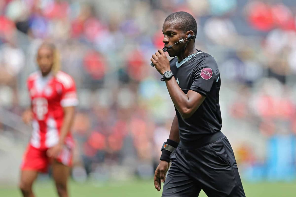 Football : un arbitre sénégalais désigné pour Espérance-Al Ahly