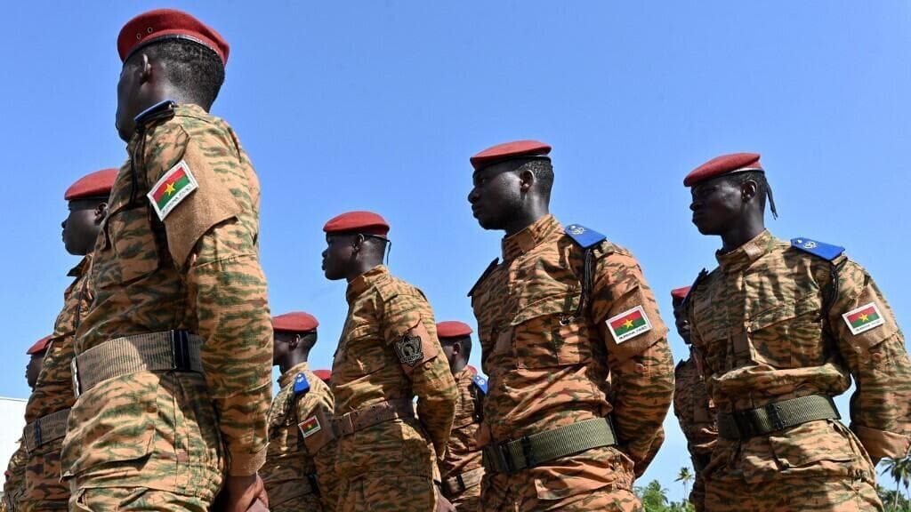 Burkina : le gouvernement annonce la création d’une nouvelle réserve militaire «pour défendre la patrie»