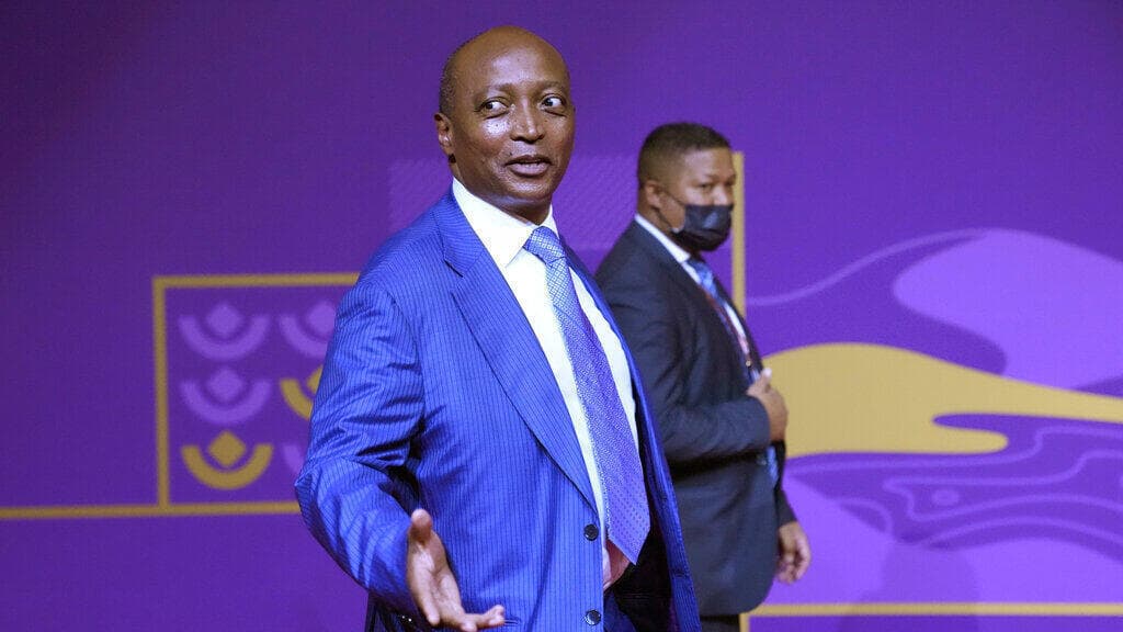 Sénégal : Patrice Motsepe en visite pour apaiser la controverse sur la finale de la CAN 2025
