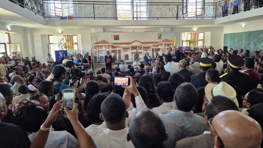 Madagascar : le nouveau maire d’Antananarivo, Fenoherintsoa Ralambomanana installé