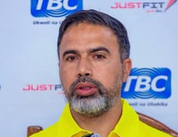 Tanzanie : Singida licencie Othmen Najjar et son staff