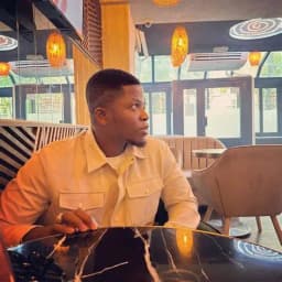 Bénin: après ses multiples sorties virulentes contre les autorités, le tiktokeur Steve Wotto arrêté