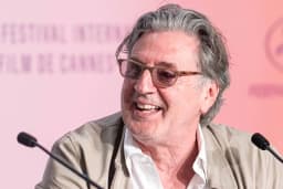 Daniel Auteuil : son ami Dave lui aurait emprunté de l’argent pour s’offrir un bateau