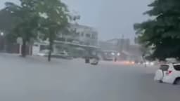 Fortes pluies à Cotonou : le maire Luc Gnacadja réagit face aux routes inondées