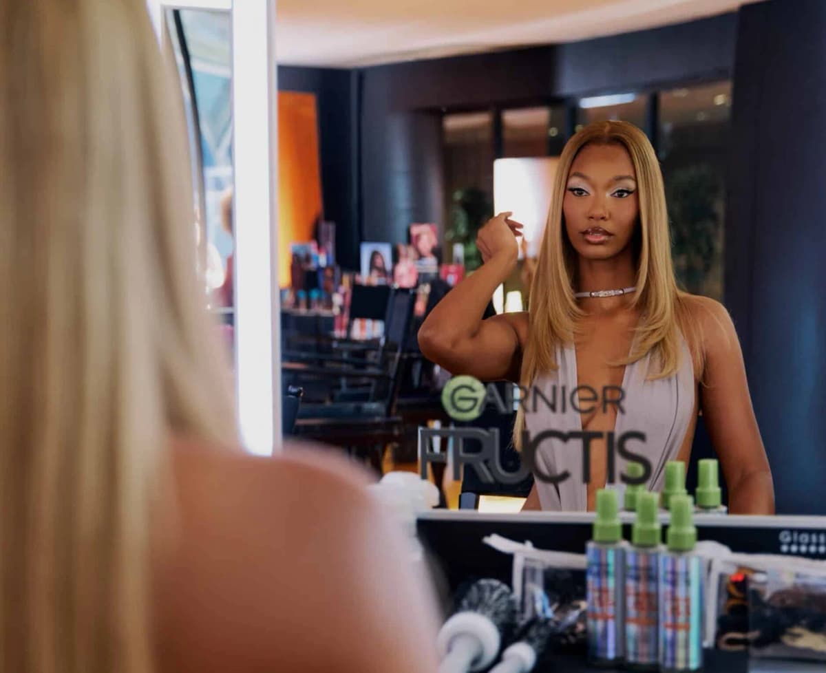 Ronisia dévoile le secret de ses cheveux ultra-lisses et brillants