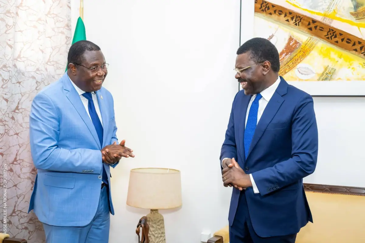 Bénin : Victor Dassi Adossou reçu par Joseph Djogbénou au Palais des gouverneurs
