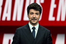 CNews : Eliot Deval bientôt marié, sa compagne Morgane a dit oui dans un lieu somptueux