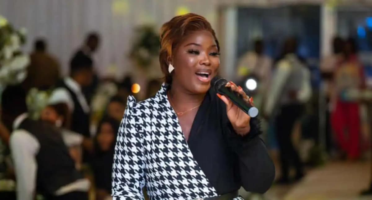 Roseline Layo: Accused of infidelity, the Ivorian music diva responds