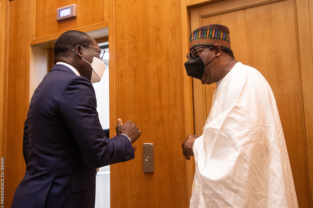 Meeting between Patrice Talon and Boni Yayi: no statement issued at the end of the meeting.